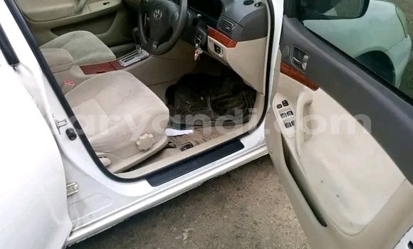 Acheter Occasion Voiture Toyota Allion Blanc à Lusaka, Zambie Acheter Occasion Voiture Toyota Allion Blanc à Lusaka, Zambie