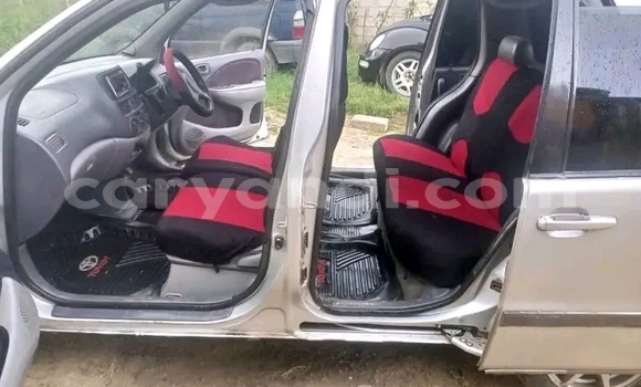 Acheter Occasion Voiture Toyota Raum Autre à Lusaka, Zambie Acheter Occasion Voiture Toyota Raum Autre à Lusaka, Zambie