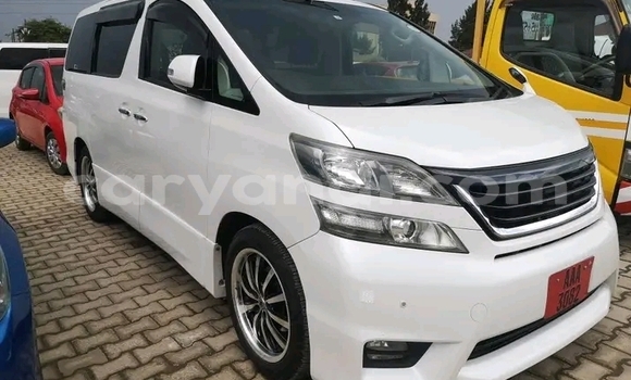 Acheter Occasion Voiture Toyota Alphard Blanc à Lusaka, Zambie Acheter Occasion Voiture Toyota Alphard Blanc à Lusaka, Zambie