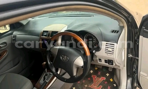 Acheter Occasion Voiture Toyota Axio Noir à Lusaka, Zambie Acheter Occasion Voiture Toyota Axio Noir à Lusaka, Zambie