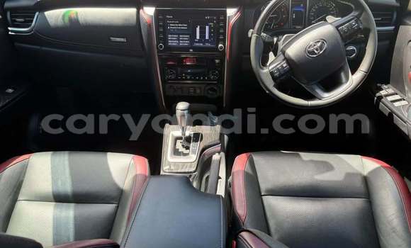 Tenga Tsaru Toyota Fortuner Zvimwe Mota in Lusaka in Zambia Tenga Tsaru Toyota Fortuner Zvimwe Mota in Lusaka in Zambia