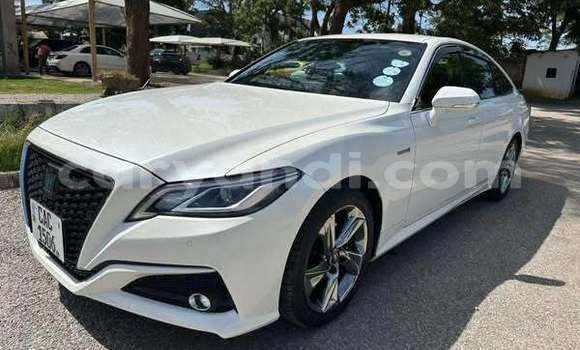 Tenga Tsaru Toyota Crown Zvimwe Mota in Lusaka in Zambia Tenga Tsaru Toyota Crown Zvimwe Mota in Lusaka in Zambia