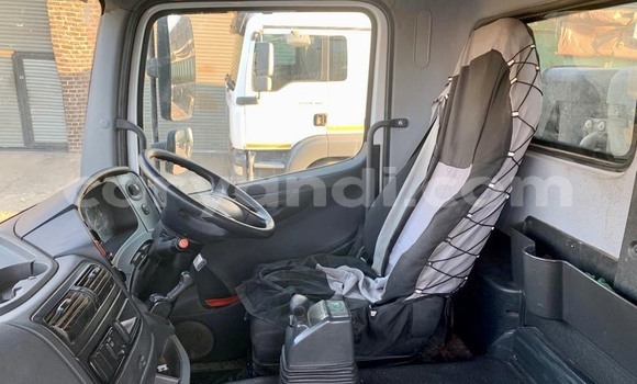 Tenga Tsaru Mercedes–Benz 1520 Chena Rori in Chilanga in Lusaka Tenga Tsaru Mercedes–Benz 1520 Chena Rori in Chilanga in Lusaka