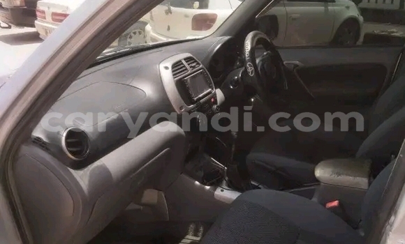 Tenga Tsaru Toyota RAV4 Chena Mota in Kansanshi in North-Western