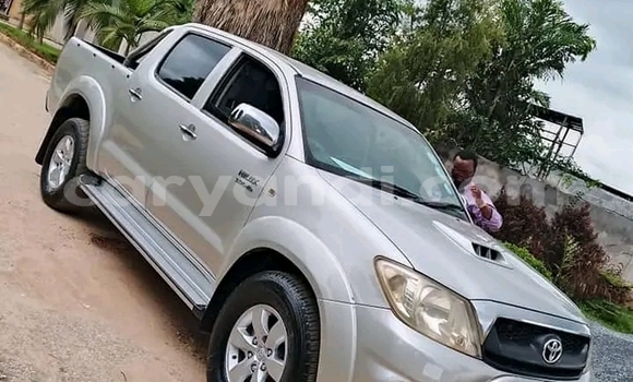Tenga Tsaru Toyota Hilux Chena Mota in Lusaka in Zambia Tenga Tsaru Toyota Hilux Chena Mota in Lusaka in Zambia