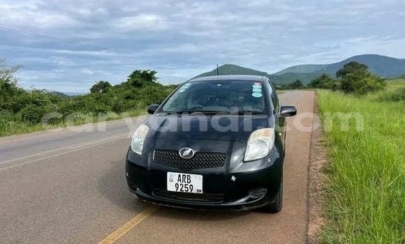 Acheter Occasion Voiture Toyota Vitz Noir à Lusaka, Zambie