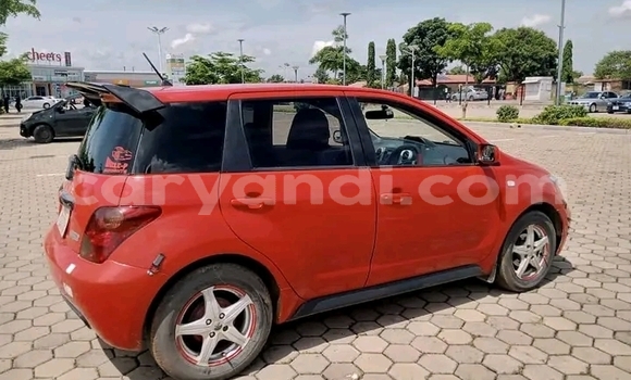 Tenga Tsaru Toyota IST Tsvuku Mota in Limulunga in Western Tenga Tsaru Toyota IST Tsvuku Mota in Limulunga in Western