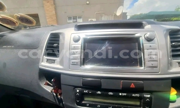 Buy Used Toyota Hilux White Car in Lusaka in Zambia