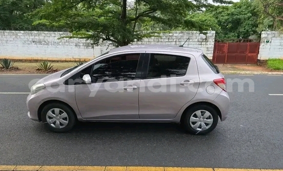 Nunua Ilio tumika Toyota Vitz Nyingine Gari ndani ya Kitwe nchini Zambia Nunua Ilio tumika Toyota Vitz Nyingine Gari ndani ya Kitwe nchini Zambia