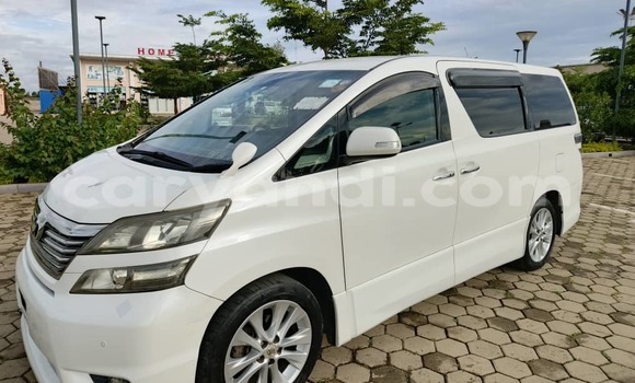 Buy Used Toyota Vellfire White Car in Lusaka in Zambia Buy Used Toyota Vellfire White Car in Lusaka in Zambia