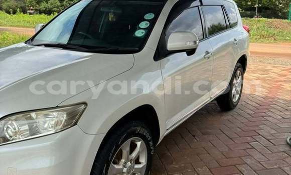 Acheter Occasion Voiture Toyota Vanguard Blanc à Kitwe, Zambie Acheter Occasion Voiture Toyota Vanguard Blanc à Kitwe, Zambie