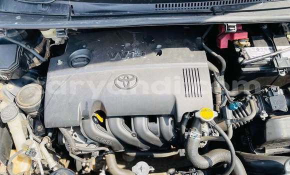 Acheter Occasion Voiture Toyota Vitz Noir à Kitwe, Zambie Acheter Occasion Voiture Toyota Vitz Noir à Kitwe, Zambie