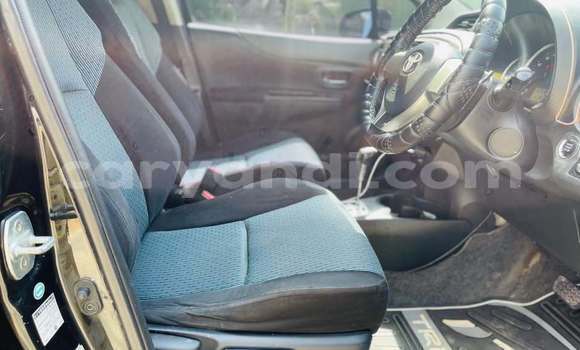 Acheter Occasion Voiture Toyota Vitz Noir à Kitwe, Zambie Acheter Occasion Voiture Toyota Vitz Noir à Kitwe, Zambie