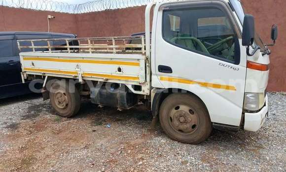 Acheter Occasion Utilitaire DAF CF Blanc à Kitwe, Zambie Acheter Occasion Utilitaire DAF CF Blanc à Kitwe, Zambie