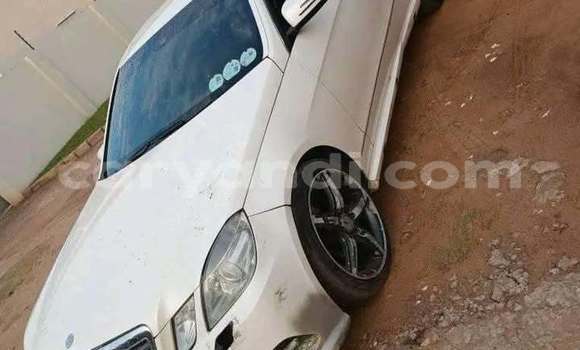 Tenga Tsaru Mercedes‒Benz E–Class Chena Mota in Kitwe in Zambia
