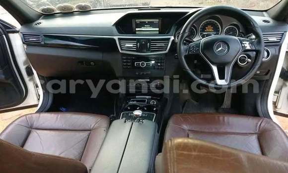 Tenga Tsaru Mercedes‒Benz E–Class Chena Mota in Kitwe in Zambia Tenga Tsaru Mercedes‒Benz E–Class Chena Mota in Kitwe in Zambia