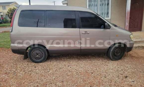 Acheter Occasion Voiture Toyota Noah Autre à Kitwe, Zambie Acheter Occasion Voiture Toyota Noah Autre à Kitwe, Zambie