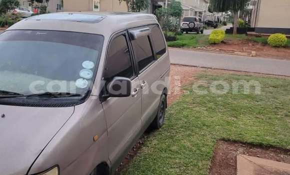 Acheter Occasion Voiture Toyota Noah Autre à Kitwe, Zambie Acheter Occasion Voiture Toyota Noah Autre à Kitwe, Zambie