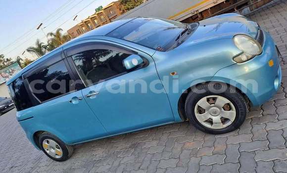 Acheter Occasion Voiture Toyota Sienta Bleu à Kitwe, Zambie Acheter Occasion Voiture Toyota Sienta Bleu à Kitwe, Zambie