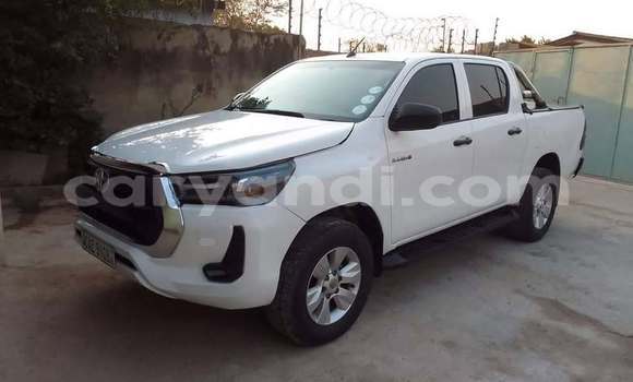 Tenga Tsaru Toyota Hilux Chena Mota in Kitwe in Zambia Tenga Tsaru Toyota Hilux Chena Mota in Kitwe in Zambia