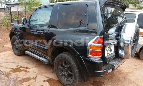 Acheter Occasion Voiture Mitsubishi Pajero Noir à Kitwe, Zambie Acheter Occasion Voiture Mitsubishi Pajero Noir à Kitwe, Zambie