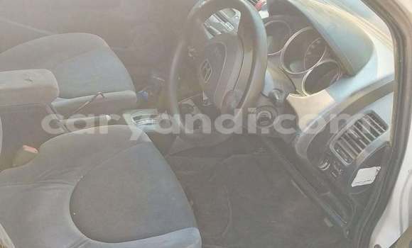 Acheter Occasion Voiture Honda FIT Blanc à Kitwe, Zambie Acheter Occasion Voiture Honda FIT Blanc à Kitwe, Zambie