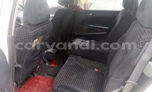Acheter Occasion Voiture Honda Stream Blanc à Kitwe, Zambie Acheter Occasion Voiture Honda Stream Blanc à Kitwe, Zambie