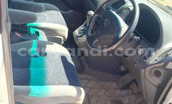 Acheter Occasion Voiture Toyota Harrier Blanc à Kitwe, Zambie Acheter Occasion Voiture Toyota Harrier Blanc à Kitwe, Zambie