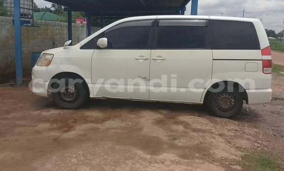 Buy Used Toyota Noah White Car in Kitwe in Zambia Buy Used Toyota Noah White Car in Kitwe in Zambia