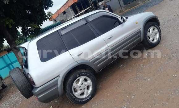 Acheter Occasion Voiture Toyota RAV4 Autre à Kitwe, Zambie Acheter Occasion Voiture Toyota RAV4 Autre à Kitwe, Zambie