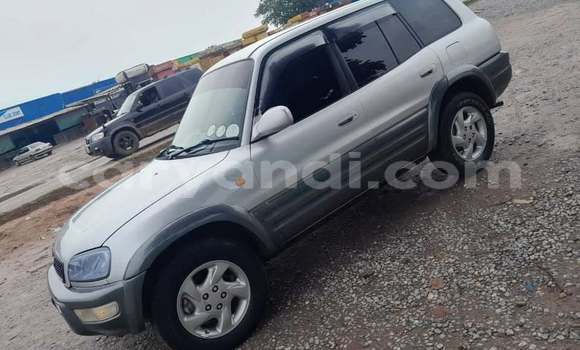 Acheter Occasion Voiture Toyota RAV4 Autre à Kitwe, Zambie Acheter Occasion Voiture Toyota RAV4 Autre à Kitwe, Zambie