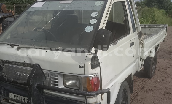 Buy Used Toyota TownAce White Car in Mongu in Western Buy Used Toyota TownAce White Car in Mongu in Western