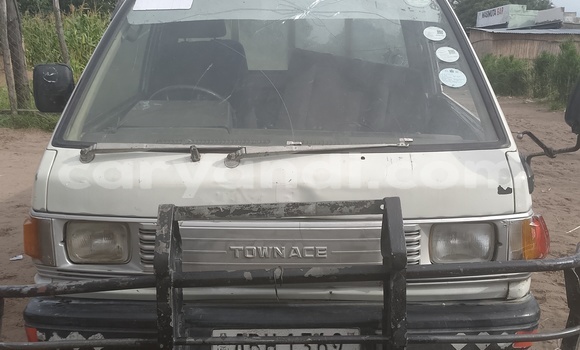 Buy Used Toyota TownAce White Car in Mongu in Western Buy Used Toyota TownAce White Car in Mongu in Western