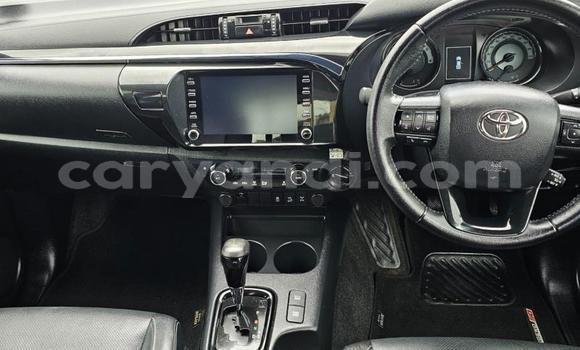 Nunua Ilio tumika Toyota Hilux Bluu Gari ndani ya Livingstone nchini Zambia Nunua Ilio tumika Toyota Hilux Bluu Gari ndani ya Livingstone nchini Zambia
