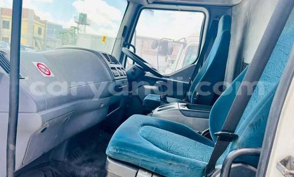 Acheter Occasion Utilitaire DAF CF Blanc à Lusaka, Zambie Acheter Occasion Utilitaire DAF CF Blanc à Lusaka, Zambie