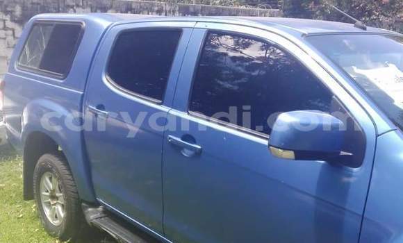 Acheter Occasion Voiture Isuzu KB Bleu à Lusaka, Zambie Acheter Occasion Voiture Isuzu KB Bleu à Lusaka, Zambie