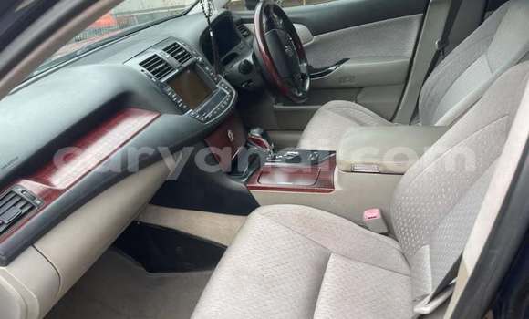 Acheter Occasion Voiture Toyota Crown Noir à Lusaka, Zambie Acheter Occasion Voiture Toyota Crown Noir à Lusaka, Zambie
