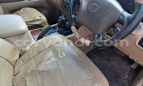 Acheter Occasion Voiture Toyota Land Cruiser Blanc à Lusaka, Zambie Acheter Occasion Voiture Toyota Land Cruiser Blanc à Lusaka, Zambie