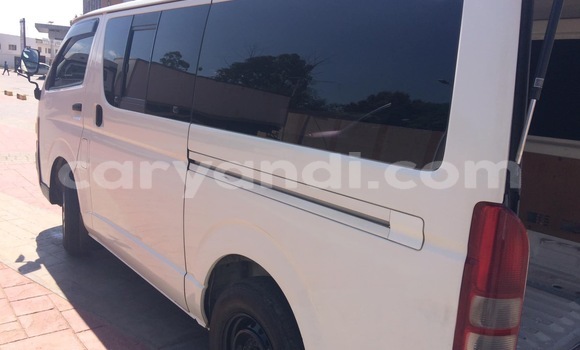 Buy Used Toyota Hiace White Car in Lusaka in Zambia Buy Used Toyota Hiace White Car in Lusaka in Zambia
