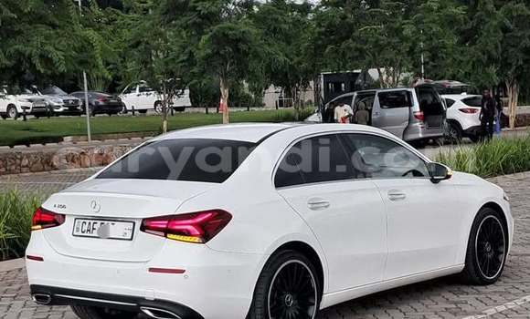 Acheter Occasion Voiture Mercedes‒Benz A–Class Blanc à Lusaka, Zambie Acheter Occasion Voiture Mercedes‒Benz A–Class Blanc à Lusaka, Zambie