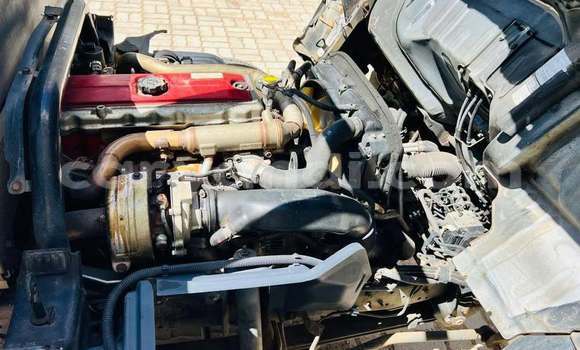 Acheter Occasion Utilitaire Hino 300 Series Blanc à Lusaka, Zambie Acheter Occasion Utilitaire Hino 300 Series Blanc à Lusaka, Zambie