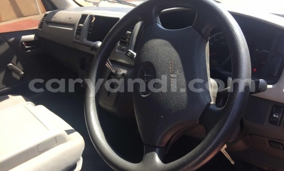 Buy Used Toyota Hiace White Car in Lusaka in Zambia Buy Used Toyota Hiace White Car in Lusaka in Zambia