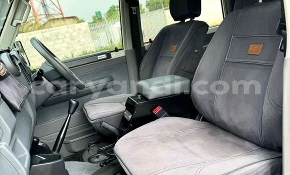 Buy Used Toyota Land Cruiser White Car in Lusaka in Zambia Buy Used Toyota Land Cruiser White Car in Lusaka in Zambia