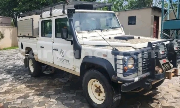 Tenga Tsaru Land Rover Discovery Chena Mota in Lusaka in Zambia Tenga Tsaru Land Rover Discovery Chena Mota in Lusaka in Zambia