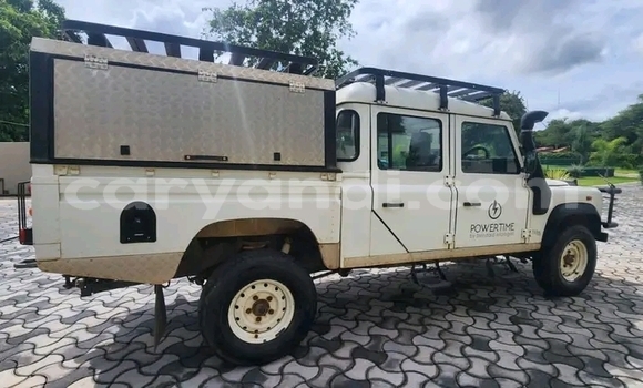 Tenga Tsaru Land Rover Discovery Chena Mota in Lusaka in Zambia Tenga Tsaru Land Rover Discovery Chena Mota in Lusaka in Zambia