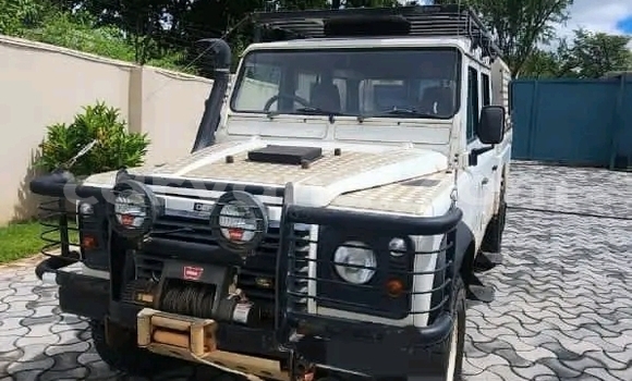 Tenga Tsaru Land Rover Discovery Chena Mota in Lusaka in Zambia Tenga Tsaru Land Rover Discovery Chena Mota in Lusaka in Zambia