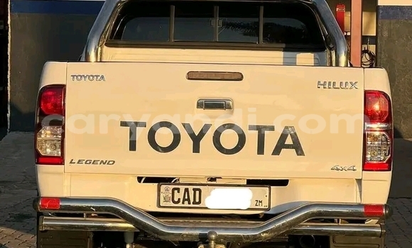 Tenga Tsaru Toyota Hilux Chena Mota in Lusaka in Zambia Tenga Tsaru Toyota Hilux Chena Mota in Lusaka in Zambia