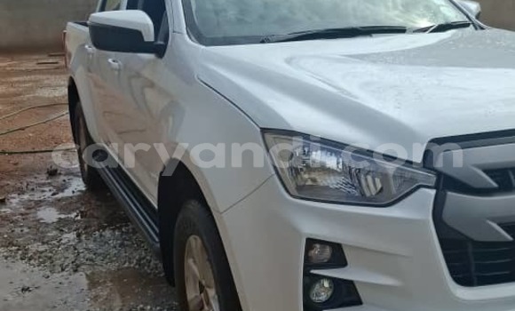 Buy Used Isuzu D–MAX White Car in Lusaka in Zambia Buy Used Isuzu D–MAX White Car in Lusaka in Zambia