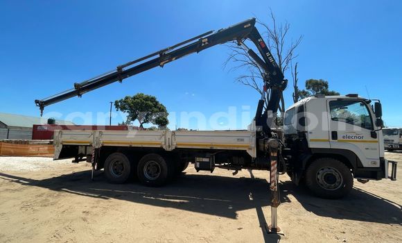 Acheter Occasion Utilitaire Isuzu FTR 850 Blanc à Lusaka, Zambie