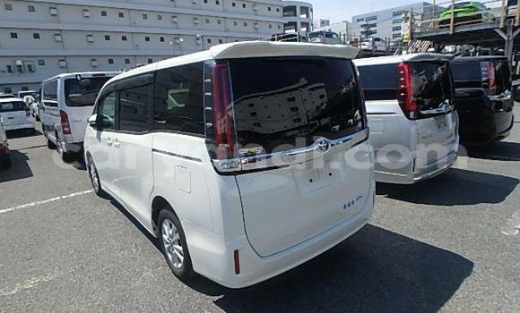 Buy Used Toyota Alphard White Car in Lusaka in Zambia Buy Used Toyota Alphard White Car in Lusaka in Zambia